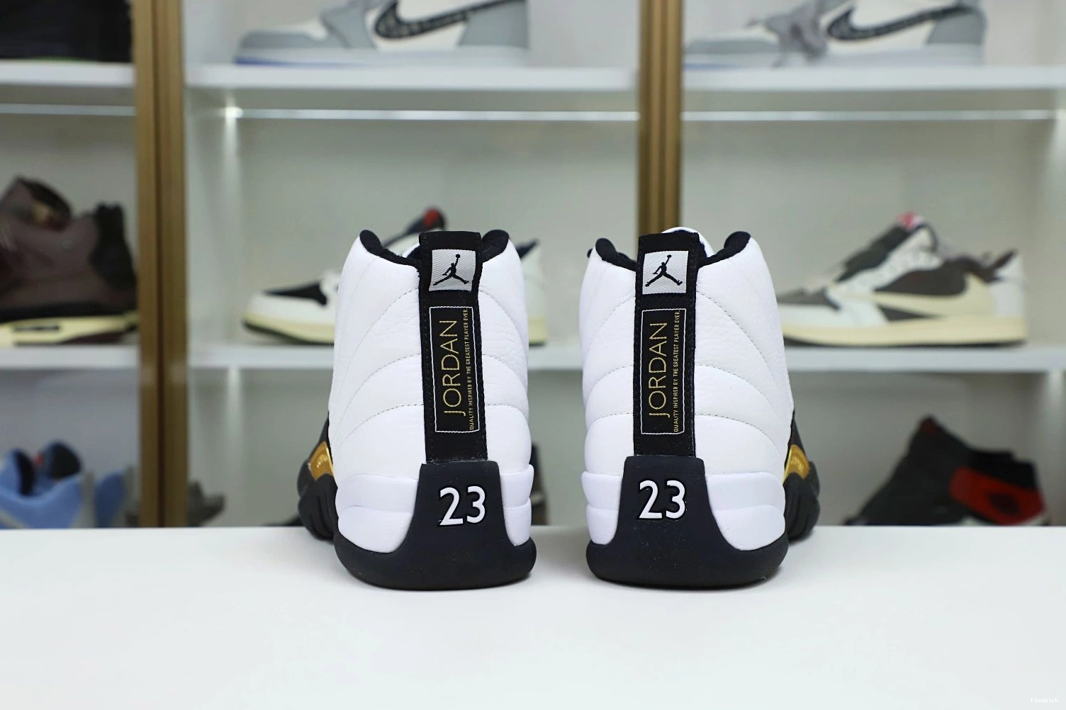 RETRO AIR JORDAN 12 'ROYALTY' 0814